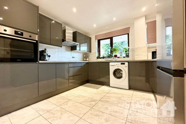 19 Morton Close, Mansfield photo 2