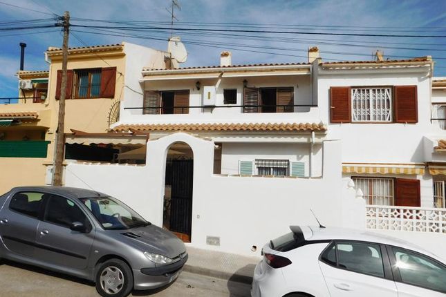 Town house for sale in Calle Luisa Fernanda Balcon, San Miguel De Salinas, Alicante, Valencia, Spain
