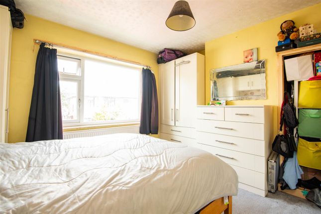 10, Stevenson Avenue, Leyland photo 3
