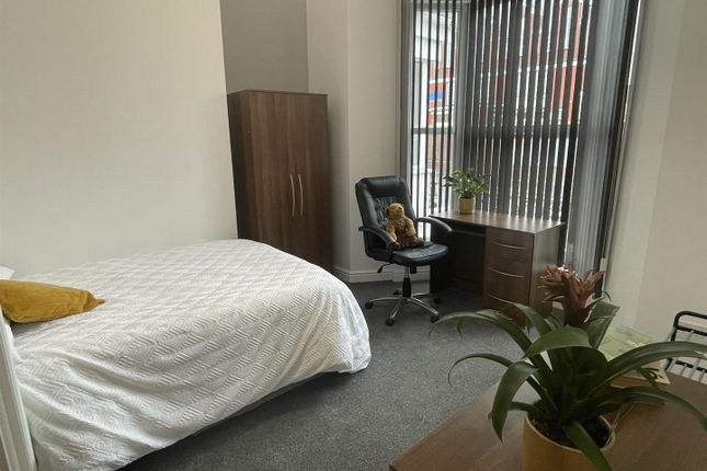 15a & 15b, Trafalgar Place, Swansea photo 3