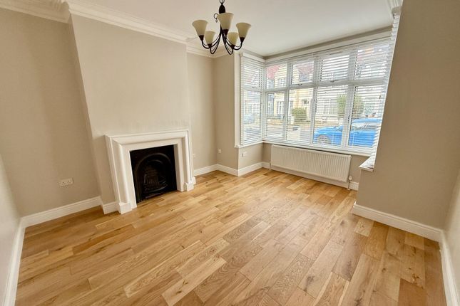 Newly Refurbished 4-Bedroom House Off Of Ilford Lane