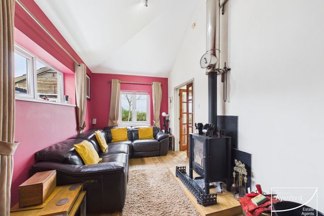 42 Pembroke Park, Paignton photo 2