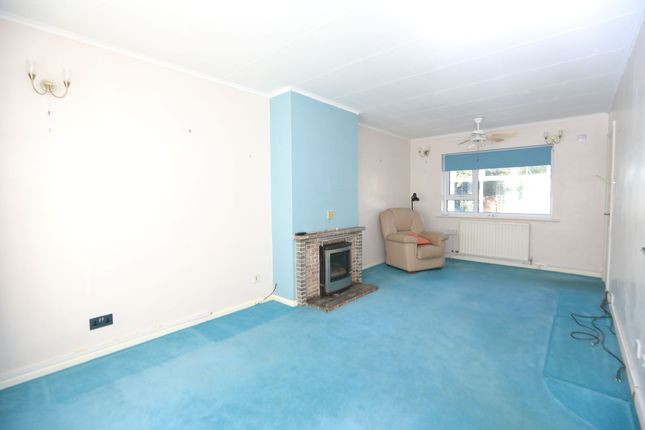 18 Elm Wood West, Whitstable photo 3