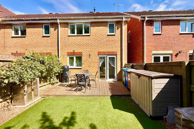 25, Narborough Court, Beverley photo 5