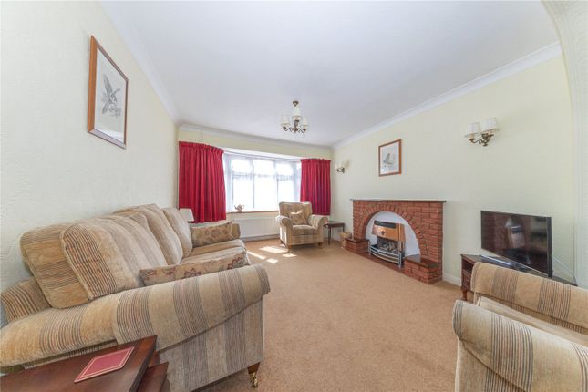 18, Ravenbank Road, Bedfordshire photo 4