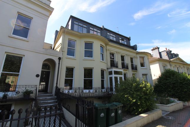 Thumbnail Flat to rent in Hanover Crescent, Brighton, East Sussex