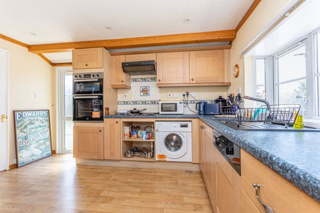 2, Court Mount, Birchington photo 2