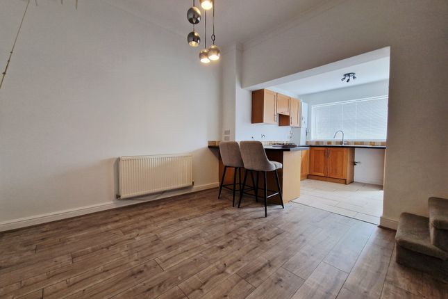 43, Bridge Road, Ashton-On-Ribble photo 3