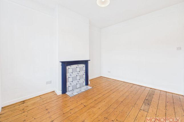 7 Southsea Road, Wrexham photo 3