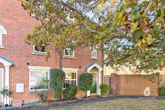 3-bed terraced on Bracknell, Berkshire, £440,000