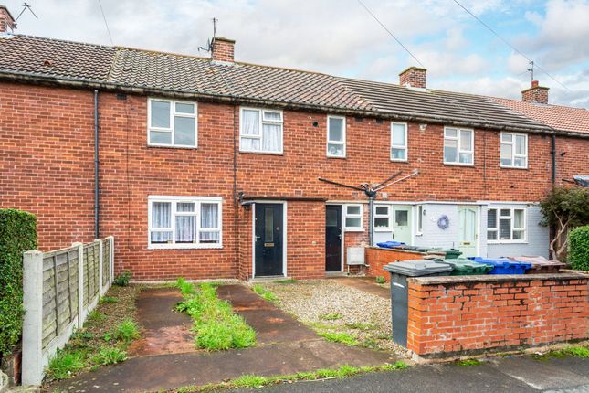 Terraced house for sale in Lowther Drive, Selby