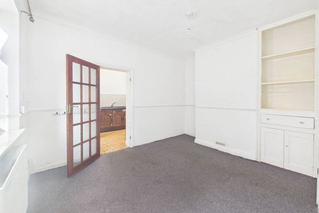 17, Adelaide Street, Gloucester photo 3