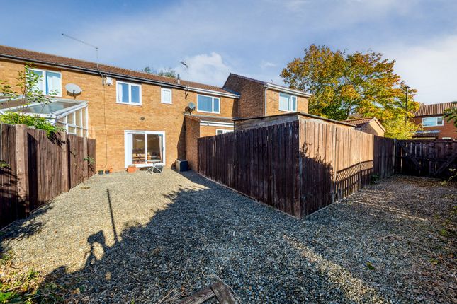 26 Stretton Way, Newcastle Upon Tyne photo 4