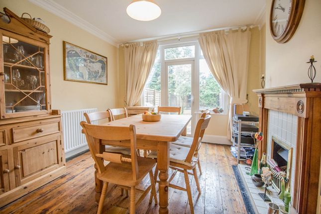 35 Florence Road, Walton-On-Thames photo 4