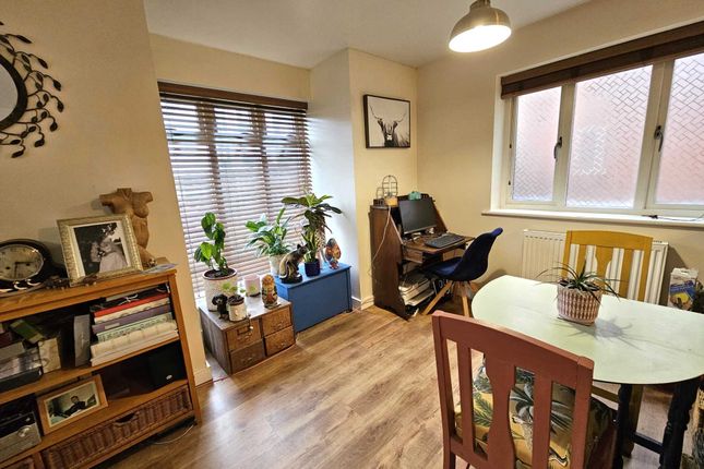 Flat for sale in Westwood Drive, Canterbury