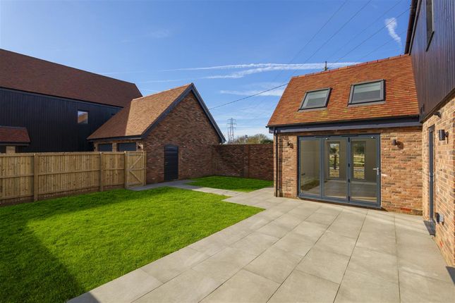 1,, Kings Oak Drive, Sandwich photo 4