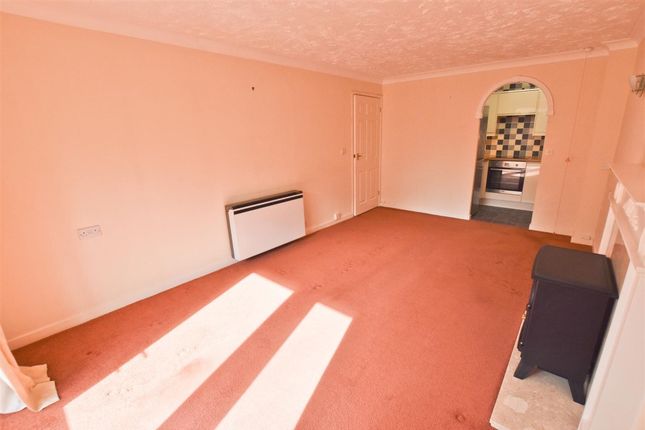 18 Shannock Court, George Street, Sheringham photo 4