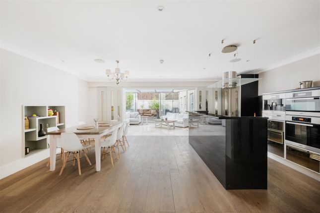 Ground and First Floor, 26, Wellington Road, London photo 3
