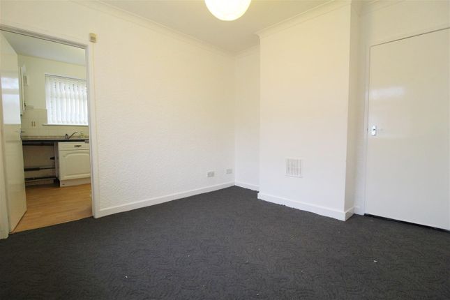 49, Alamein Drive, Romiley, Stockport photo 4
