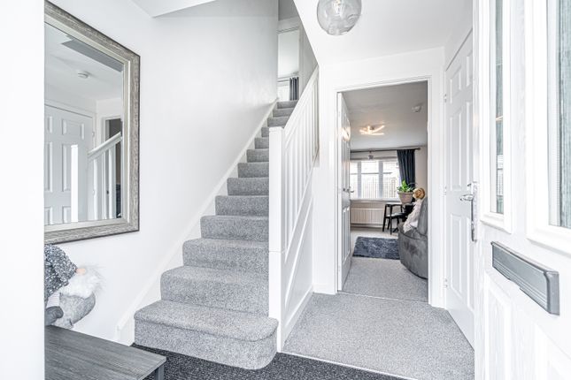 89, Dalwhamie Street, Kinross photo 4