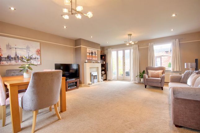 Barnside Cottage, The Green, North Newbald photo 2