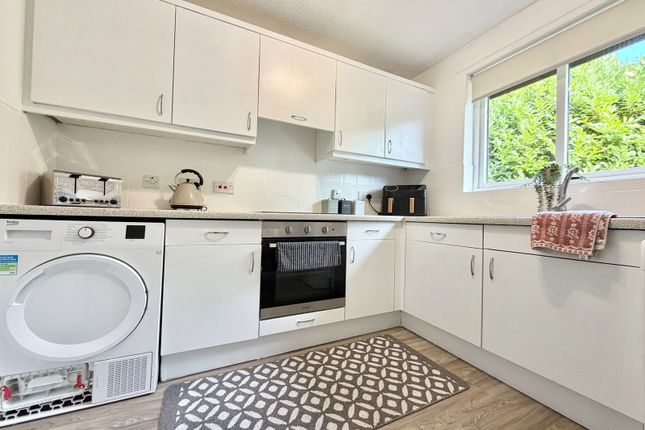 30, Jarvie Place, Falkirk photo 2