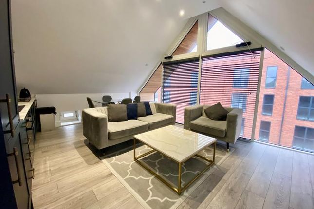 Mustafa House, Camberley photo 5