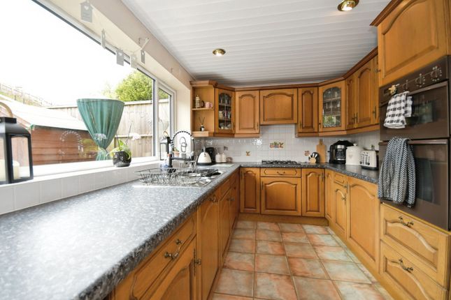 42, Clifton Drive, Derbyshire photo 4