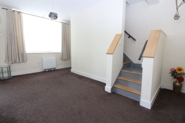 Flat 29 The Old School Rooms, Great Moor Street, Bolton, Lancashire, BL1 1NR photo 3