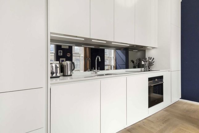 Flat 2, 144, Commercial Street, London photo 5