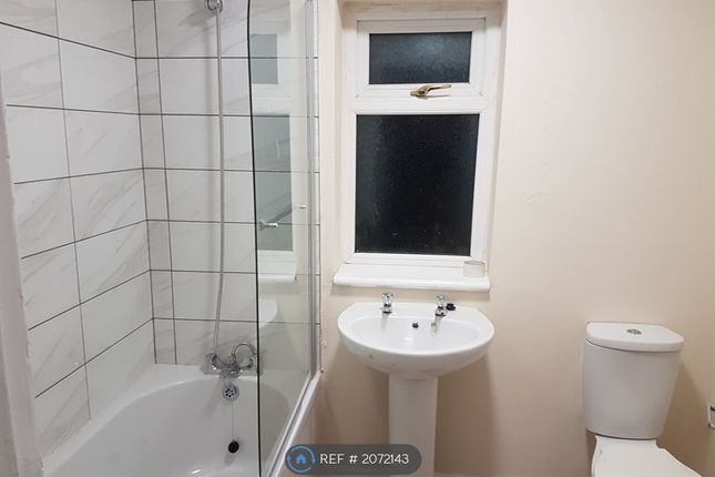 Semi-detached house to rent in Woodwynd, Gateshead