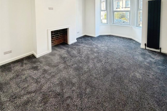 Flat 1, 6, Withycombe Road, Devon photo 4