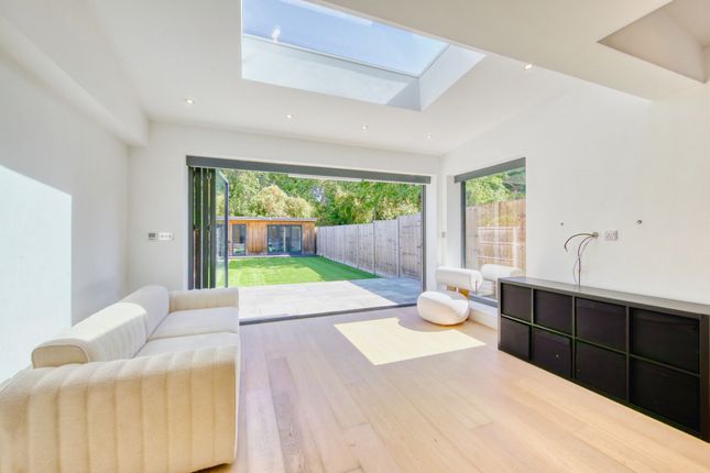 20, Cedars Road, Kingston Upon Thames photo 4
