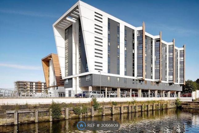 1-bed flat on Apartment, Lock The Decks, Runcorn, £650/mo