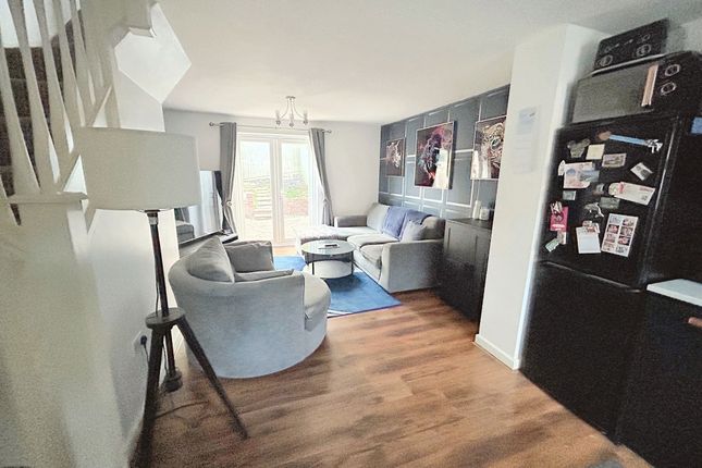 94, Pickering Drive, Blaydon-on-Tyne photo 2