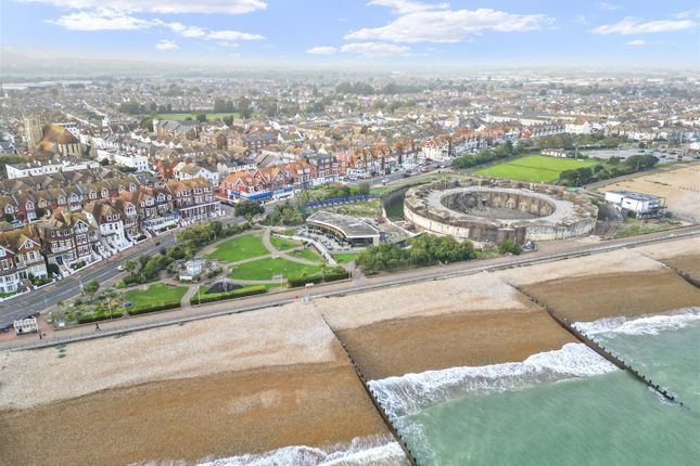 54, Royal Parade, Eastbourne photo 2