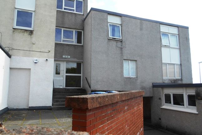 Thumbnail Flat to rent in Mercer Place, Dunfermline, Fife