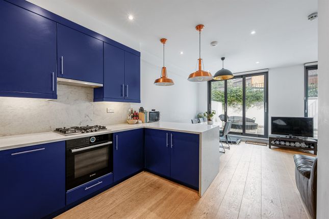 40, Castlebar Road, Flat 1, London photo 4