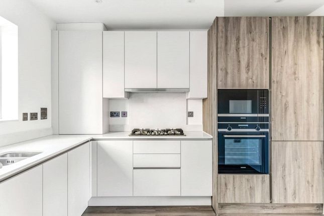 Plot 27 Granville Gardens,, Granville Road, London photo 3