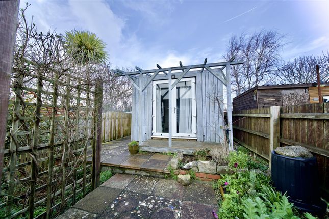 34, Gallwey Road, Weymouth photo 3