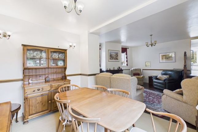 1 Chapel Cottage, St. Elizabeth's Way, South Petherton photo 4