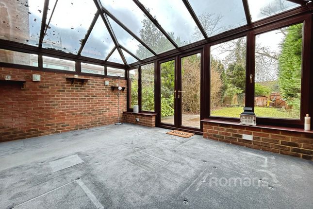 4, Kerry Close, Hampshire photo 3