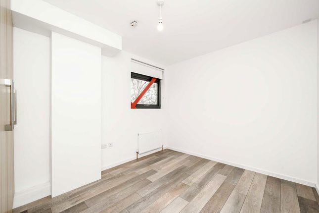 Elm Grove, London photo 4