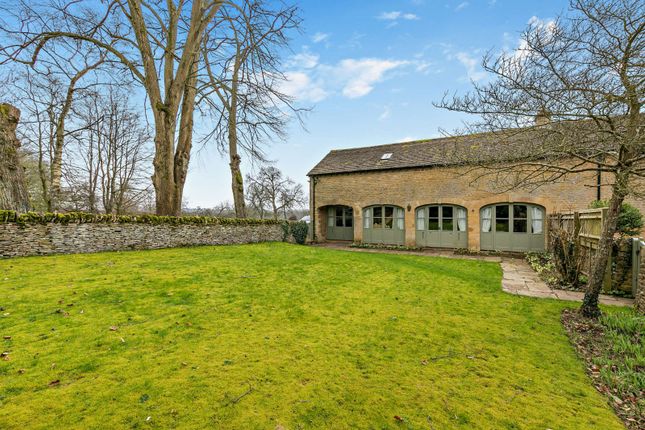 Thumbnail Link-detached house to rent in Little Tew Road, Enstone, Chipping Norton, Oxfordshire