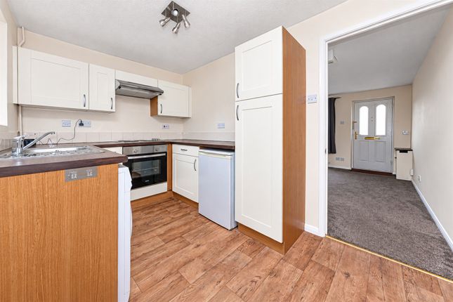 18 Hepworth Croft, College Town, Sandhurst photo 4