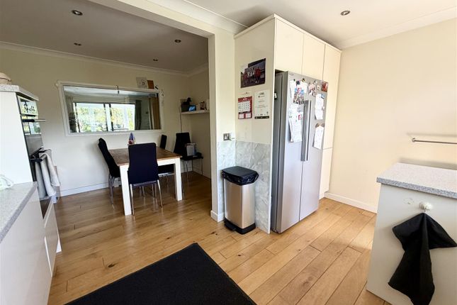3, Egdon Court, Poole photo 4
