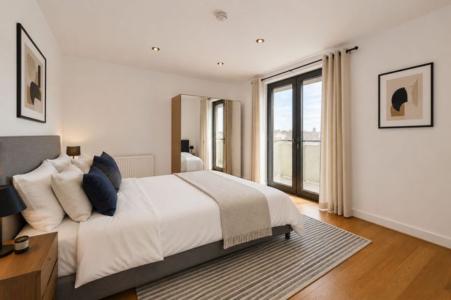 Flat 15, 198 Crondall Street, London photo 4