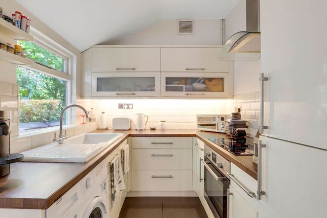 14 Perlethorpe Avenue, Nottingham photo 4