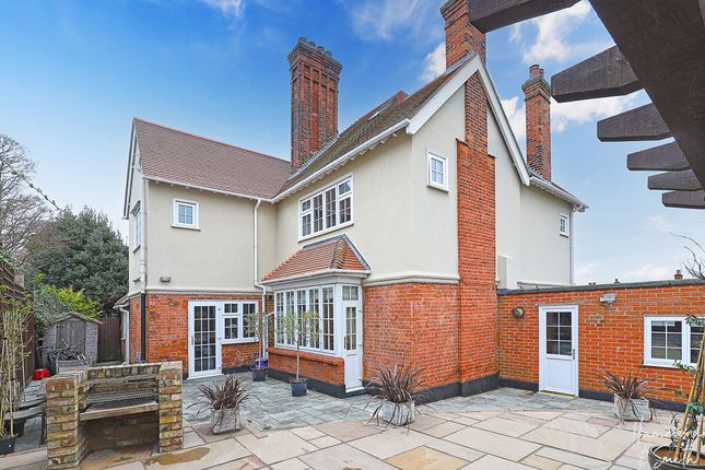 Detached house for sale in Kendal Avenue, Epping