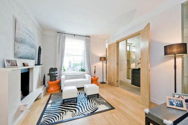 Thumbnail Terraced house for sale in Limerston St, London